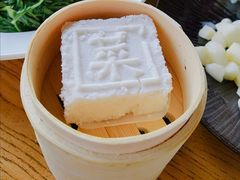 白玉方糕-吴越荣记苏州菜·松鼠桂鱼100%活鱼现做(斜塘老街店)
