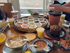 -包整·丝娃娃(一览甲秀楼风景店)