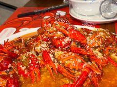 -李双猪·小龙虾·烧烤·羊肉煲(乐山店)