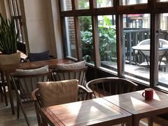 靠窗位-VESH COFFEE(定西路店)