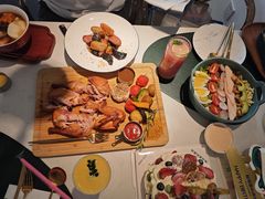 -ins森林童话餐厅coffee&bistro