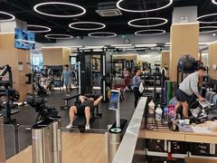 -Z&B Fitness Studio·Gym(前滩L+PLAZA店)
