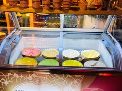 冰淇淋爆米花-姑妈嫁妆涮羊排专业火锅(中央大街一店)