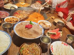 -萍姐火锅·公路夜市(武汉首店)