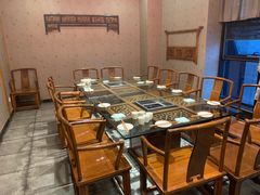 包厢-张大胡子鱼头火锅酒楼(长益路店)
