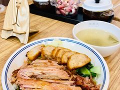 双拼饭-陆长玖古法猪脚饭(玄风桥店)