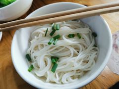 拌粉干小-江南红鱼汤(洋中花园店)