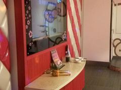 -唯爱KTV聚会餐厅(仙林东城汇店)