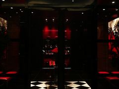 门面-L'ATELIER de Joel Robuchon(外滩18号店)