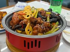 -一口猪海鲜浑锅·东北家常菜