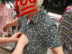 -资和信百货商场