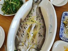 -品鲜村农家菜·阳澄湖大闸蟹(总店)