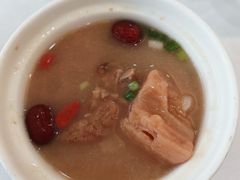 洪湖莲藕排骨汤-黄鹤楼湖北特色菜(高碑店)
