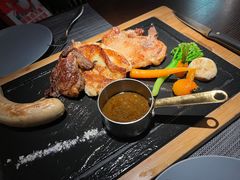 -卡普里披萨·牛扒·下午茶