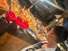 -广州万富希尔顿酒店·感趣自助餐厅·金秋蟹宴生蚝海鲜刺身