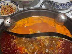 -旧街市鲜货老火锅(大光路店)