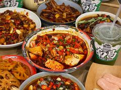 -老三样·旧食新味(绿地店)