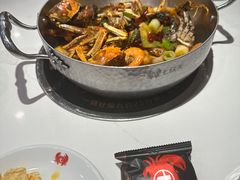 -七欣天香辣蟹火锅(闵行浦江欢乐颂店)