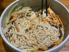 鸡丝凉米线-云海肴·云南小炒·汽锅鸡(天津国金汇店)