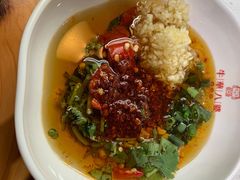 -牛华八婆麻辣烫(龙湖U城店)