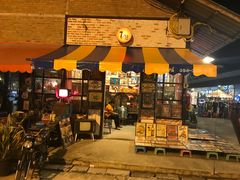 -席娜卡琳火车铁道夜市