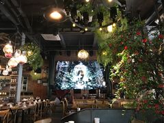 -胡桃里音乐餐厅(陶溪川店)(川湘赣菜·世界百大酒庄直供红酒·音乐表演)
