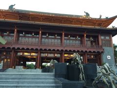 三亚亚龙湾华宇度假酒店(原三亚华宇皇冠假日酒)-三亚亚龙湾雅高美爵酒店