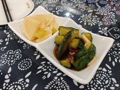 -八两八金·莱芜特色炒鸡(市南漳浦路店)