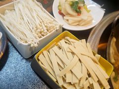 -俺家鲜·烧烤龙虾地锅鸡(观音塘店)