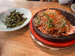 -蜜桃餐厅·伴山(湖滨商业街店)