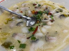 -侬佳蒸菜馆(听潮店)