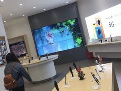-华为授权体验店(中山公园来福士)
