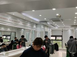 -镁连社·美联社