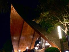-勐巴拉云顶餐厅