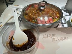 -黄记煌三汁焖锅(新佳丽江汉路店)