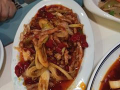 鱼香肉丝-付掌柜在成都·热炒砂锅集(金禾店)