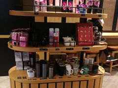 零售区-星巴克臻选(北京世贸天阶店)