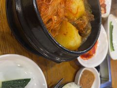 -喇喇排骨火锅·传统韩式脊骨汤(望京西园总店)