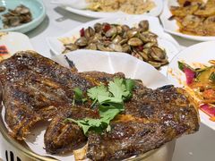 -嗨辣小聚·盘锦河蟹·海鲜烧烤龙虾(盘锦十年好店)