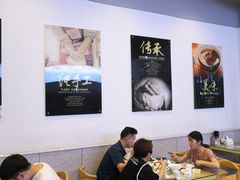 大堂-老电影院饺店(休宁店)