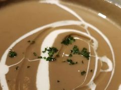 奶油菌菇浓汤-夏朵花园(复兴西路店)