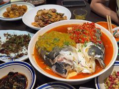 -川流不息·地道川菜·小龙虾(松东路店)