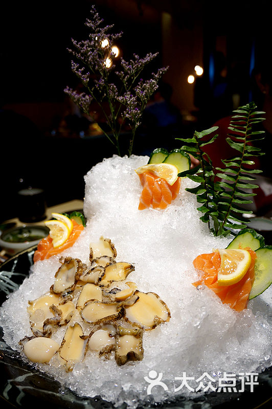 小鲍鱼拼三文鱼