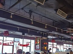 -大头虾越式风味餐厅(光明广场店)
