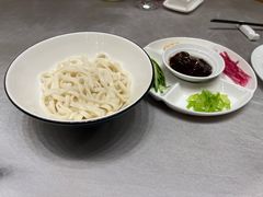 老北京炸酱面-花家八爷府(王府井·故宫店)