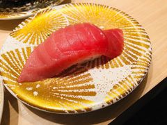 金枪鱼中脂寿司-大起水产回转寿司(道顿堀店)