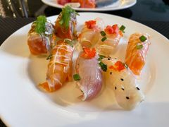 -圣丰索菲特·2 On 988 Café 自助餐厅