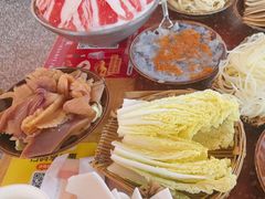 -赵美丽·重庆社区火锅·直营店(火车东站·中豪国际店)