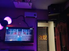 -依呀呀ktv烧烤小串(中山西路店)