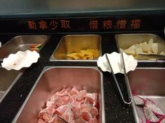 -小鱼小牛·鱼牛干锅·脆鱼火锅(世欧广场店)